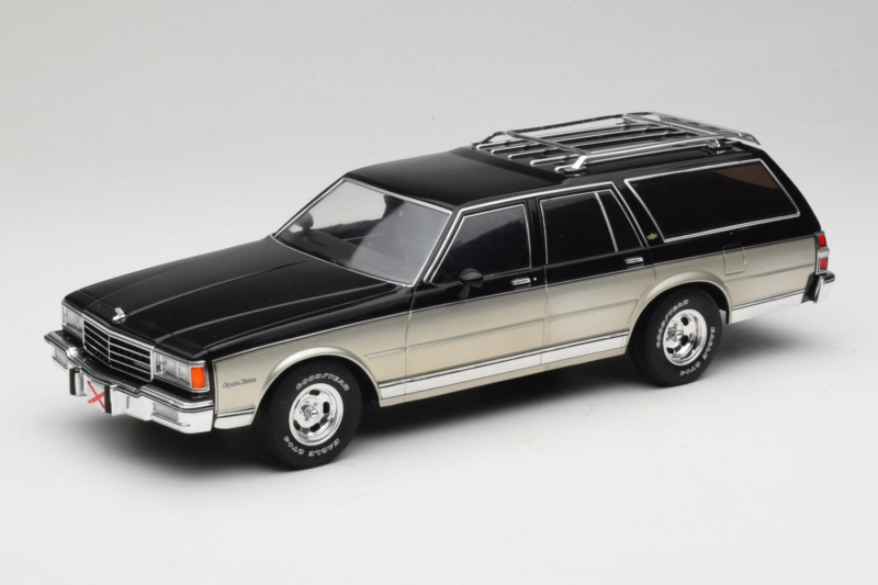 Chevrolet Caprice Estate Wagon Argent & Gris MCG 1:18 MCG18478 Métal Moulé