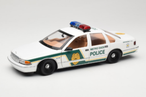Chevrolet Caprice Metro Dade Police UT Models 1:18 21024 Métal Moulé