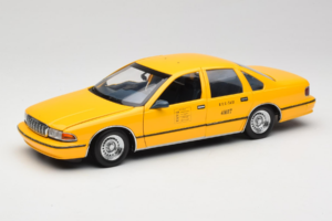Chevrolet Caprice Taxi NYC UT Models 1:18 180142095-O1 Métal Moulé