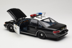 Chevrolet Caprice Californie Police UT Models 1:18 180142098 Métal Moulé — image 5 sur 8