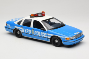 Chevrolet Caprice New York Police UT Models 1:18 180142097 Métal Moulé — image 6 sur 8