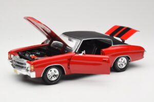 Chevrolet Chevelle SS 454 Rouge Maisto 1:18 531892 Métal Moulé — image 2 sur 8