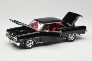 Chevrolet Chevelle Z-16 Noir American Muscle 1:18 AMM1061/06 Métal Moulé — image 2 sur 8
