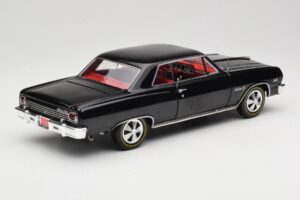 Chevrolet Chevelle Z-16 Noir American Muscle 1:18 AMM1061/06 Métal Moulé — image 3 sur 8