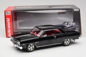 Chevrolet Chevelle Z-16 Noir American Muscle 1:18 AMM1061/06 Métal Moulé — image 8 sur 8