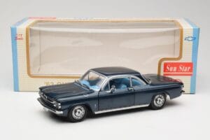 Chevrolet Corvair Bleu Foncé Sun Star 1:18 1482 Métal Moulé — image 8 sur 8