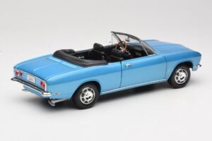 Chevrolet Corvair Monza Cabriolet Bleu Road Signature 1:18 92498 Métal Moulé — image 3 sur 8