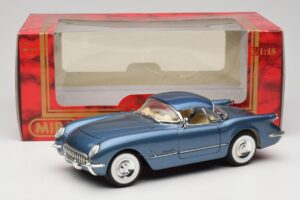 Chevrolet Corvette C1 Bleu Mira 1:18 6105 Métal Moulé — image 8 sur 8