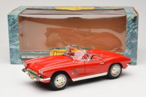Chevrolet Corvette C1 Rouge ERTL 1:18 7835 Métal Moulé — image 8 sur 8