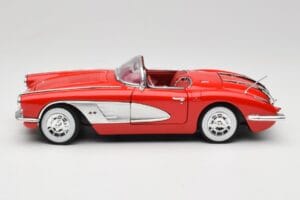 Chevrolet Corvette C1 Rouge Motormax 1:18 73100TC Métal Moulé — image 4 sur 8