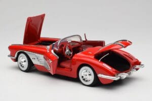 Chevrolet Corvette C1 Rouge Motormax 1:18 73100TC Métal Moulé — image 5 sur 8