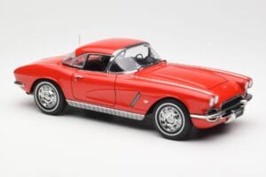 Chevrolet Corvette C1 Cabriolet Roman Rouge AUTOart 1:18 71102 Métal Moulé — image 6 sur 8