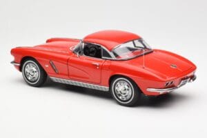 Chevrolet Corvette C1 Cabriolet Roman Rouge AUTOart 1:18 71102 Métal Moulé — image 7 sur 8