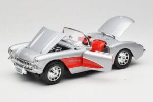Chevrolet Corvette C1 Argent Bburago 1:18 3034 Métal Moulé — image 2 sur 8