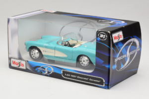 Chevrolet Corvette C1 Vert Menthe Maisto 1:24 31275 Métal Moulé — image 3 sur 3