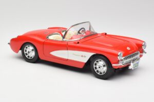 Chevrolet Corvette C1 Roadster Rouge Bburago 1:18 3024 Métal Moulé — image 6 sur 8