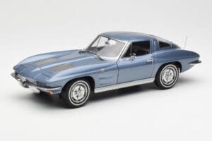 Chevrolet Corvette C2 Gris Bleu Métallique AUTOart 1:18 71182 Métal Moulé