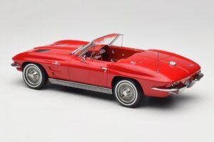 Chevrolet Corvette C2 Sting Ray Cabriolet Riverside Red Norev 1:18 189056 Métal Moulé — image 5 sur 6