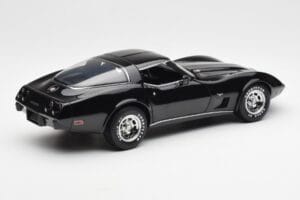 Chevrolet Corvette C3 Noir UT Models 1:18 21071 Métal Moulé — image 3 sur 8