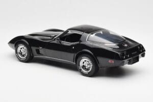 Chevrolet Corvette C3 Noir UT Models 1:18 21071 Métal Moulé — image 7 sur 8