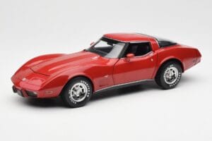 Chevrolet Corvette C3 Rouge UT Models 1:18 21073 Métal Moulé