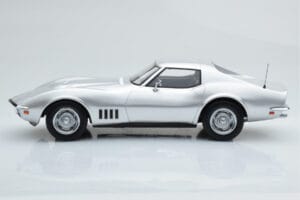Chevrolet Corvette C3 Argent Norev 1:18 189032 Métal Moulé — image 3 sur 6