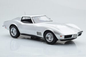Chevrolet Corvette C3 Argent Norev 1:18 189032 Métal Moulé — image 4 sur 6