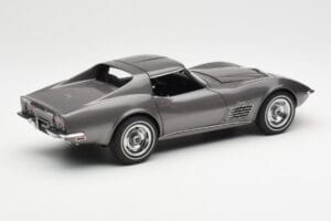 Chevrolet Corvette C3 Spider Laguna Gris Métallique AUTOart 1:18 71173 Métal Moulé — image 3 sur 8
