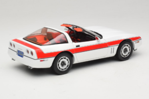 Chevrolet Corvette C4 A-Team Blanc GreenLight 1:18 13532 Métal Moulé — image 3 sur 8