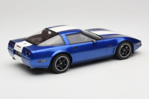Chevrolet Corvette C4 Grand Sport Admiral Blue GT Spirit 1:18 GT538 Résine — image 2 sur 6