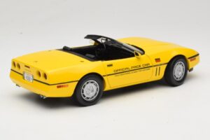 Chevrolet Corvette C4 Indianapolis 500 Pace Car Jaune Greenlight 1:18 11801-06 Métal Moulé — image 3 sur 8