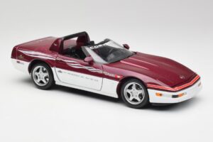 Chevrolet Corvette C4 Indy 500 Pace Car Maisto 1:18 56011 Métal Moulé — image 6 sur 8