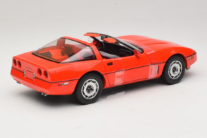 Chevrolet Corvette C4 Larry Sellers Big Lebowski Movie Car GreenLight 1:18 13533 Métal Moulé — image 2 sur 6