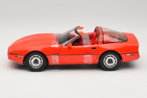 Chevrolet Corvette C4 Larry Sellers Big Lebowski Movie Car GreenLight 1:18 13533 Métal Moulé — image 3 sur 6
