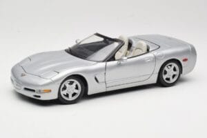 Chevrolet Corvette C5 Cabriolet Argent Maisto 1:18 50317 Métal Moulé