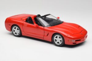 Chevrolet Corvette C5 Cabriolet Torch Rouge Maisto 1:18 50318 Métal Moulé — image 6 sur 8