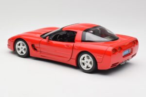 Chevrolet Corvette C5 Rouge Bburago 1:18 3066 Métal Moulé — image 7 sur 8