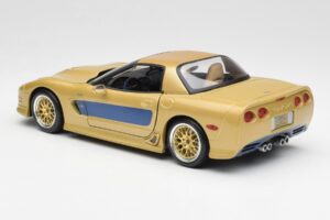 Chevrolet Corvette C5 Guldstrand Signature Edition Or Maisto 1:18 31657 Métal Moulé — image 7 sur 8