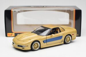 Chevrolet Corvette C5 Guldstrand Signature Edition Or Maisto 1:18 31657 Métal Moulé — image 8 sur 8
