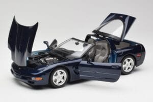 Chevrolet Corvette C5 Nassau Bleu Bburago 1:18 30166 Métal Moulé — image 2 sur 8