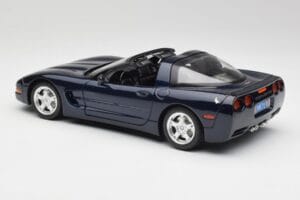 Chevrolet Corvette C5 Nassau Bleu Bburago 1:18 30166 Métal Moulé — image 7 sur 8