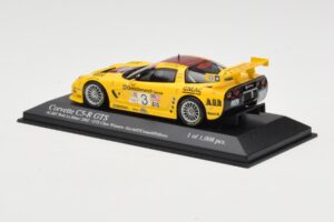 Chevrolet Corvette C5-R #3 R. Fellows / J. O'Connell / O. Gavin ALMS Petit Le Mans 2002 Minichamps 1:43 400021493 Métal Moulé — image 3 sur 4