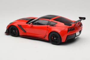 Chevrolet Corvette C7 ZR1 Torch Red IXO 1:18 18RDC243-FO Métal Moulé — image 7 sur 8