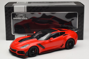 Chevrolet Corvette C7 ZR1 Torch Red IXO 1:18 18RDC243-FO Métal Moulé — image 8 sur 8