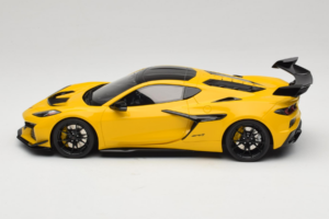 Chevrolet Corvette C8 ZR1 Jaune GT Spirit 1:18 GT528 Résine — image 3 sur 6