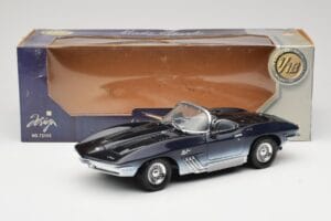 Chevrolet Corvette Mako Shark Motormax 1:18 73102 Métal Moulé — image 8 sur 8