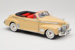 Chevrolet Deluxe Cabriolet Beige Eagle Collectibles 1:18 3022518 Métal Moulé — image 6 sur 8
