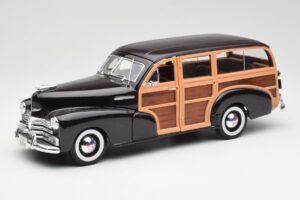 Chevrolet Fleetmaster Woody Brun Maisto 1:18 36854 Métal Moulé