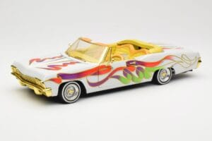 Chevrolet Impala Lowrider White Metallic Hot Wheels 1:18 27635 Métal Moulé