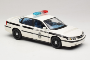 Chevrolet Impala Military Police Maisto 1:18 36611 Métal Moulé — image 4 sur 6